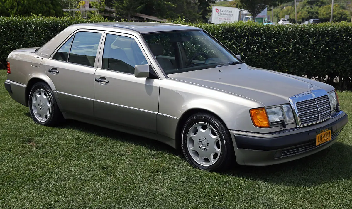 Mercedes-Benz  E 500 0