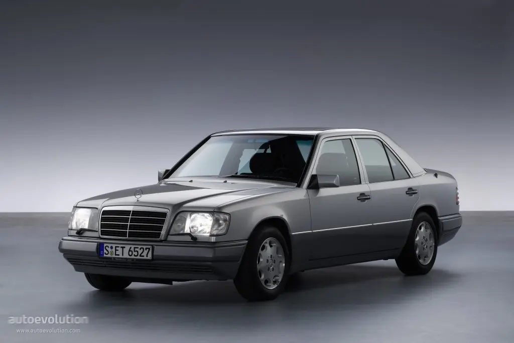 Mercedes-Benz  E 200 D 4