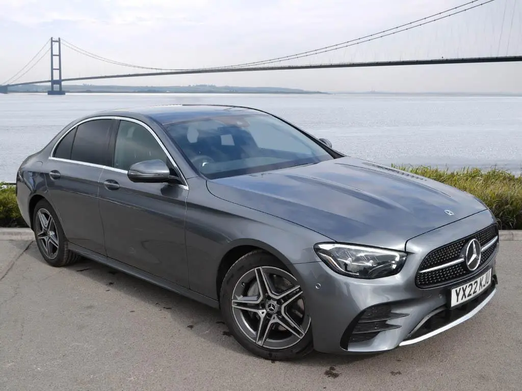 Mercedes-Benz  E 200 d AMG 9G-Tronic 3