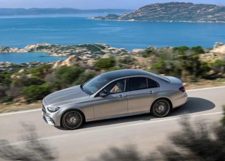 Mercedes-Benz  E 200 d AMG 9G-Tronic 6
