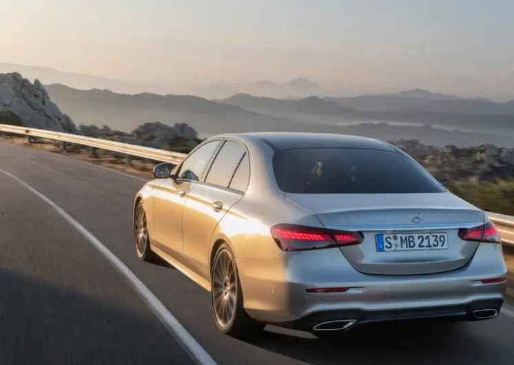 Mercedes-Benz  E 200 d Exclusive 9G-Tronic 5