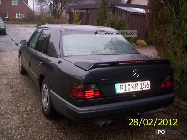 Mercedes-Benz  E 200 E 3