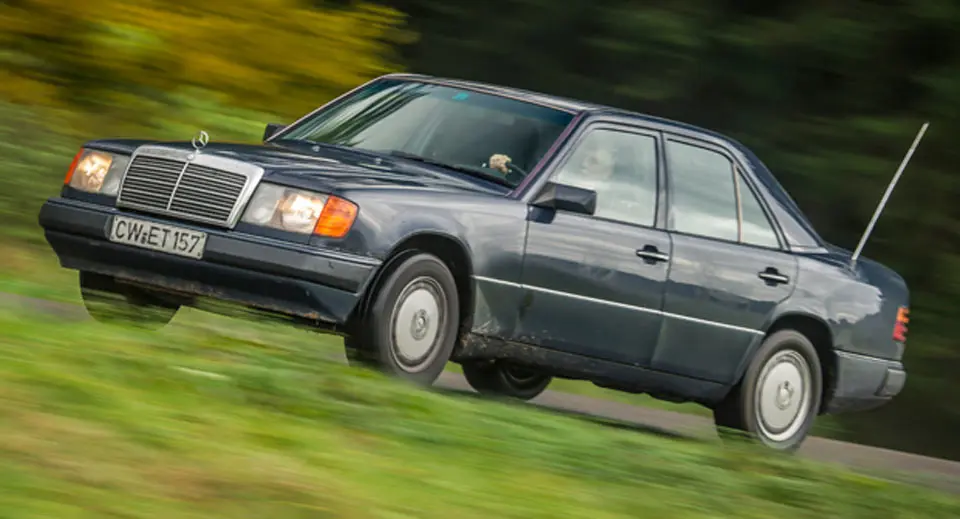 Mercedes-Benz  E 320 E 2