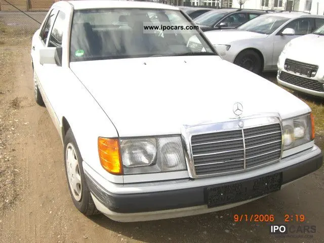 Mercedes-Benz  E 200 E 4