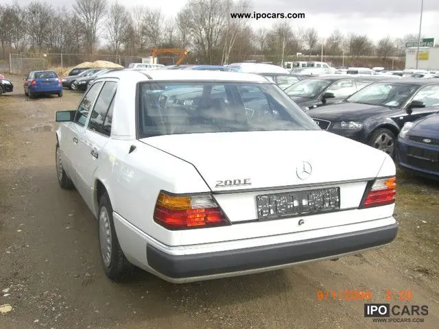 Mercedes-Benz  E 200 E 6
