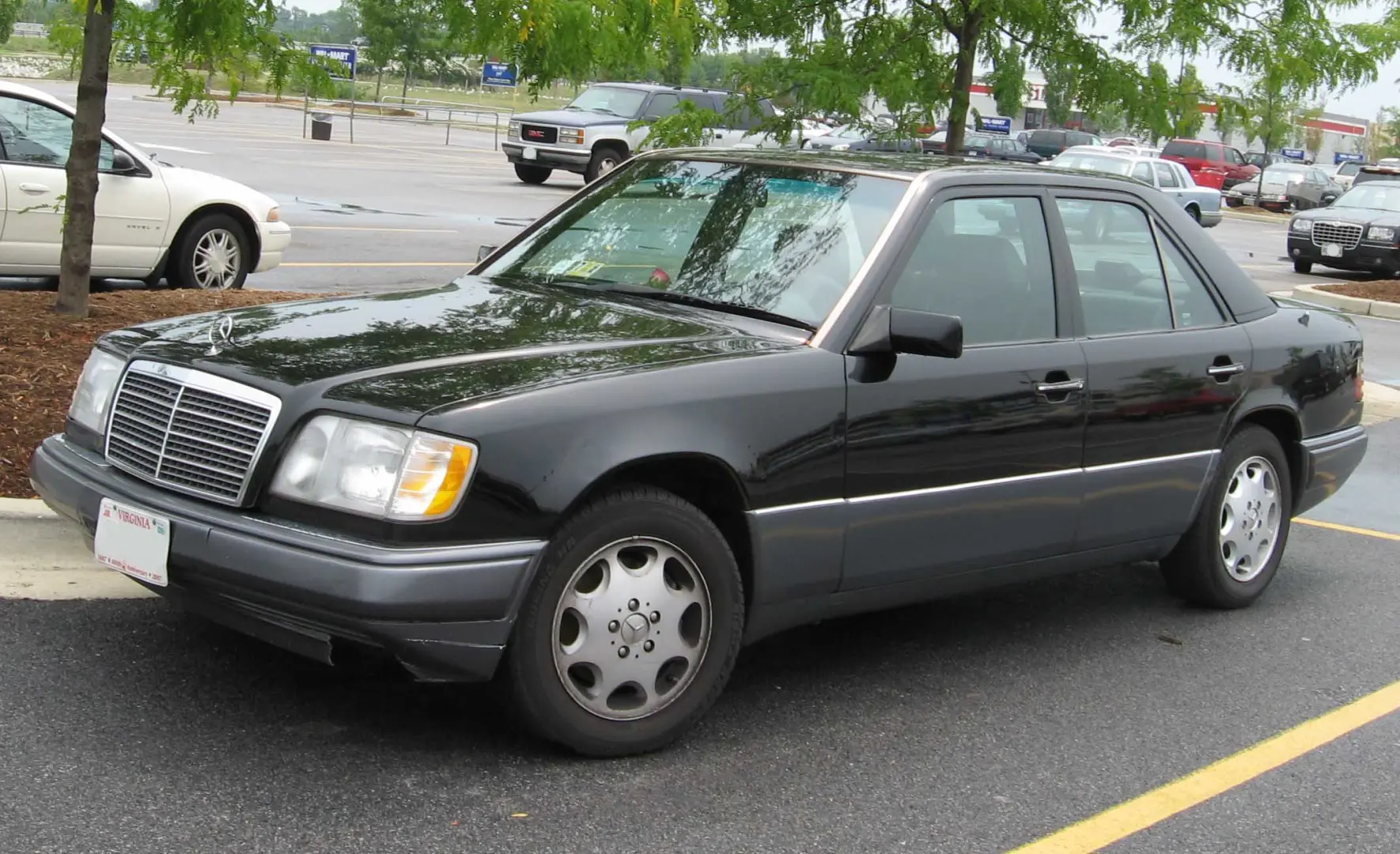 Mercedes-Benz  E 200 0