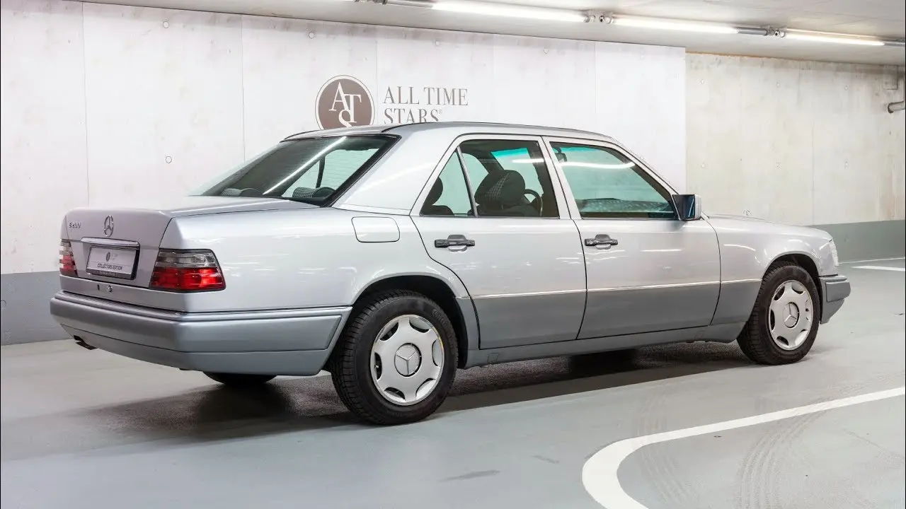 Mercedes-Benz  E 200 Avantgarde 2