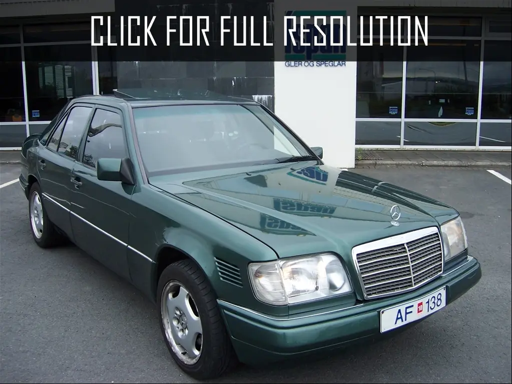 Mercedes-Benz  E 200 Elegance 6