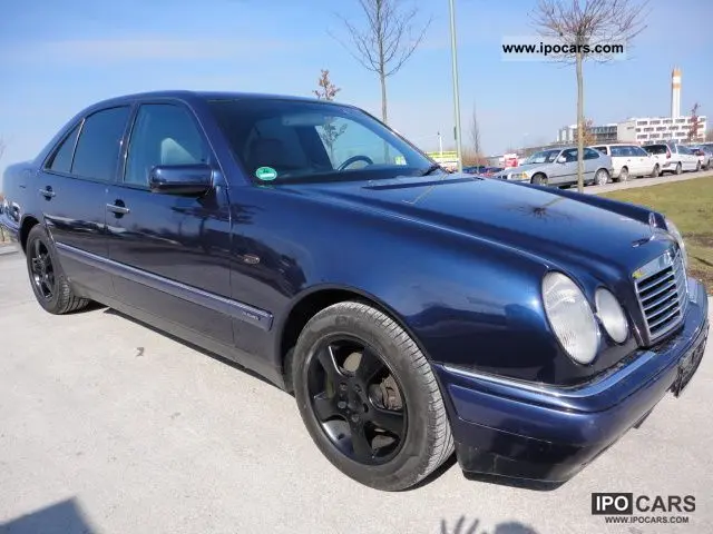Mercedes-Benz  E 200 Elegance 7