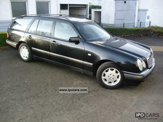 Mercedes-Benz  E 200 Elegance 6