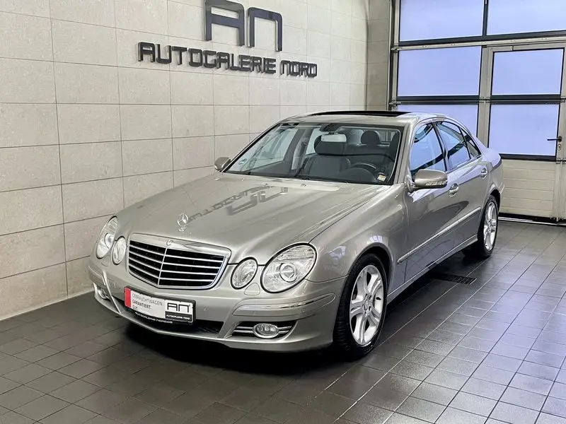 Mercedes-Benz  E 200 Kompressor Avantgarde 6