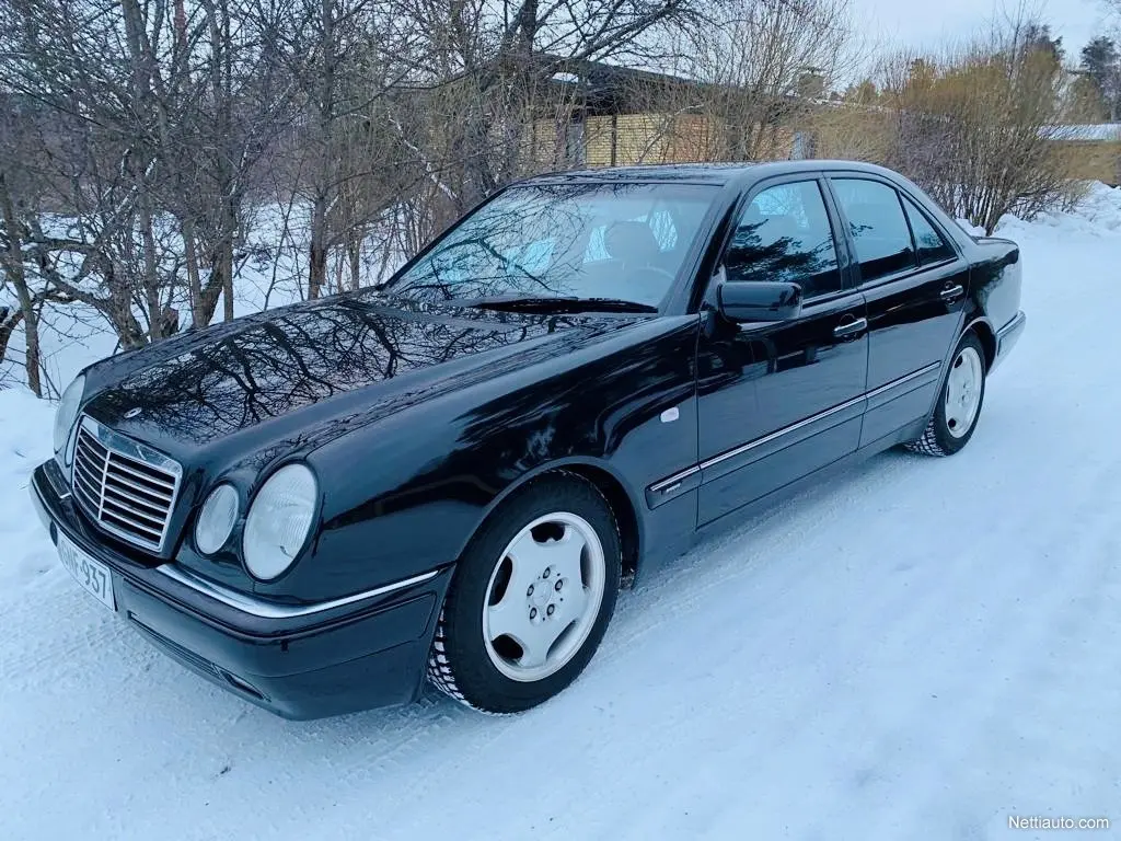 Mercedes-Benz  E 200 CDI Avantgarde 3