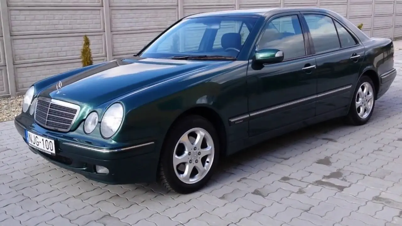 Mercedes-Benz  E 200 Kompressor Classic 0