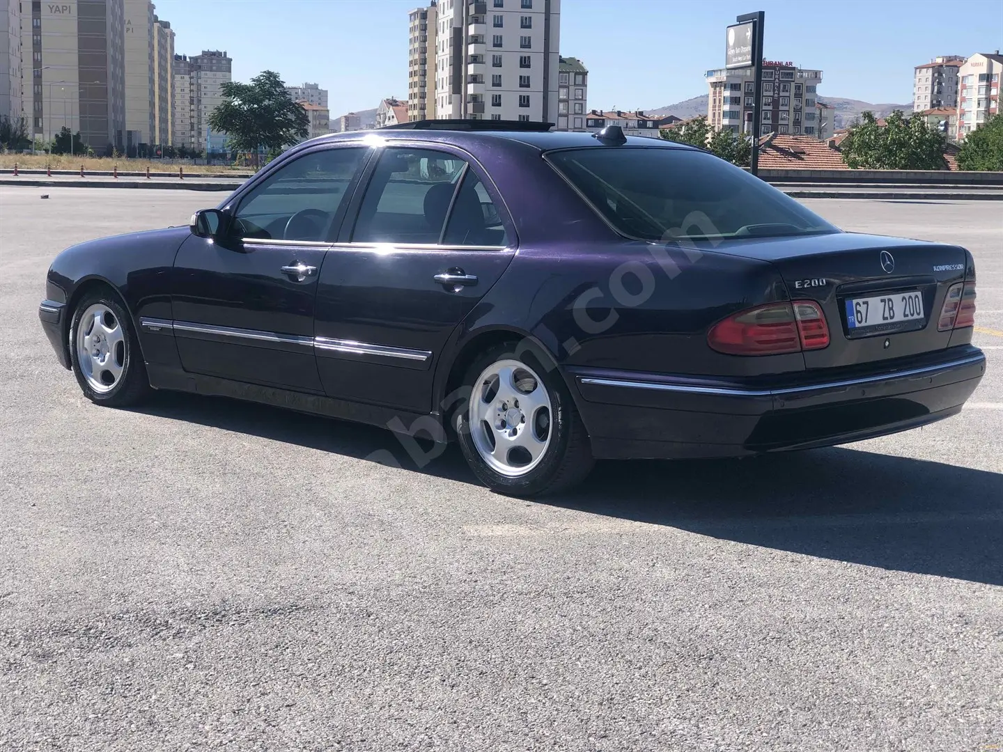 Mercedes-Benz  E 200 Kompressor Avantgarde 4