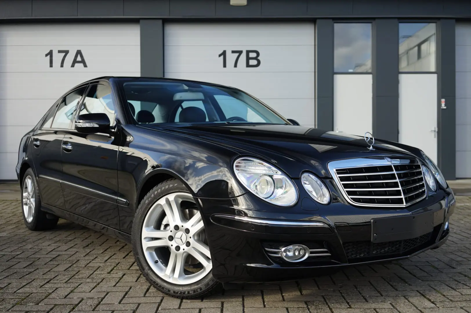 Mercedes-Benz  E 200 Kompressor Avantgarde 6