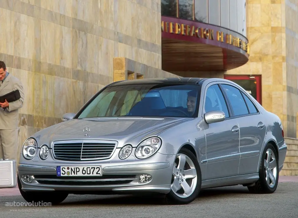 Mercedes-Benz  E 200 Kompressor Avantgarde 3