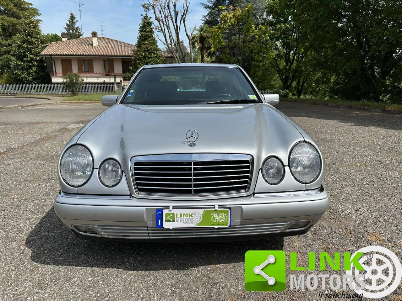 Mercedes-Benz  E 200 Kompressor Classic 5