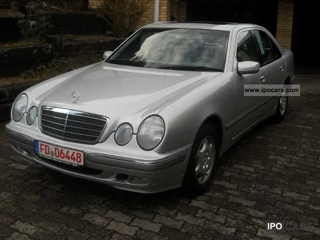 Mercedes-Benz  E 200 Kompressor Elegance 3