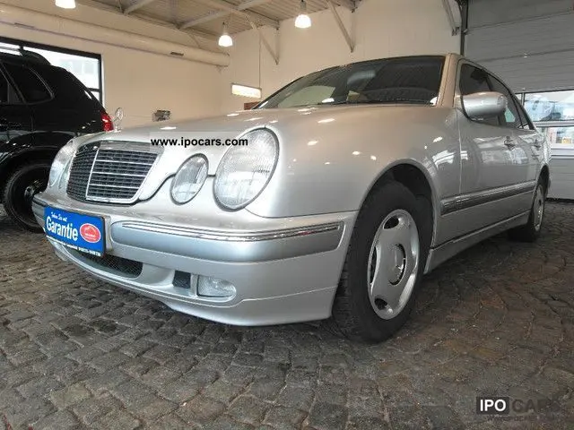 Mercedes-Benz  E 200 Kompressor Elegance 6