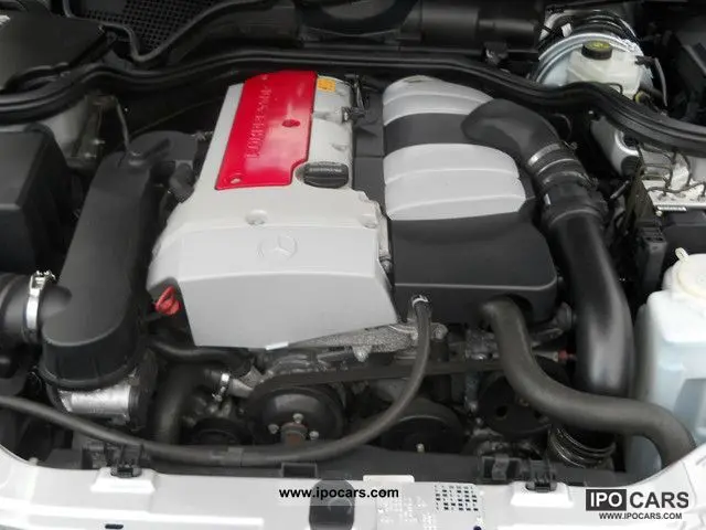 Mercedes-Benz  E 200 Kompressor Elegance 6