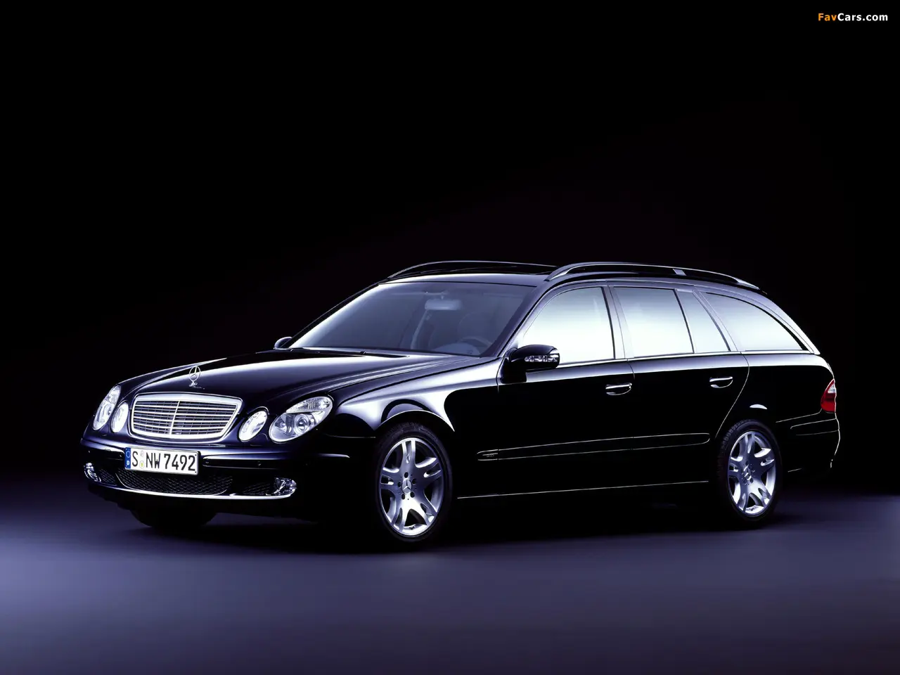 Mercedes-Benz  E 200 Kompressor Elegance 3