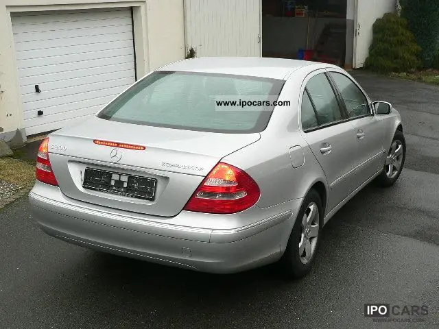 Mercedes-Benz  E 200 Kompressor Elegance 6