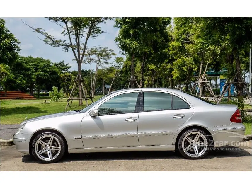 Mercedes-Benz  E 200 Kompressor Elegance 5