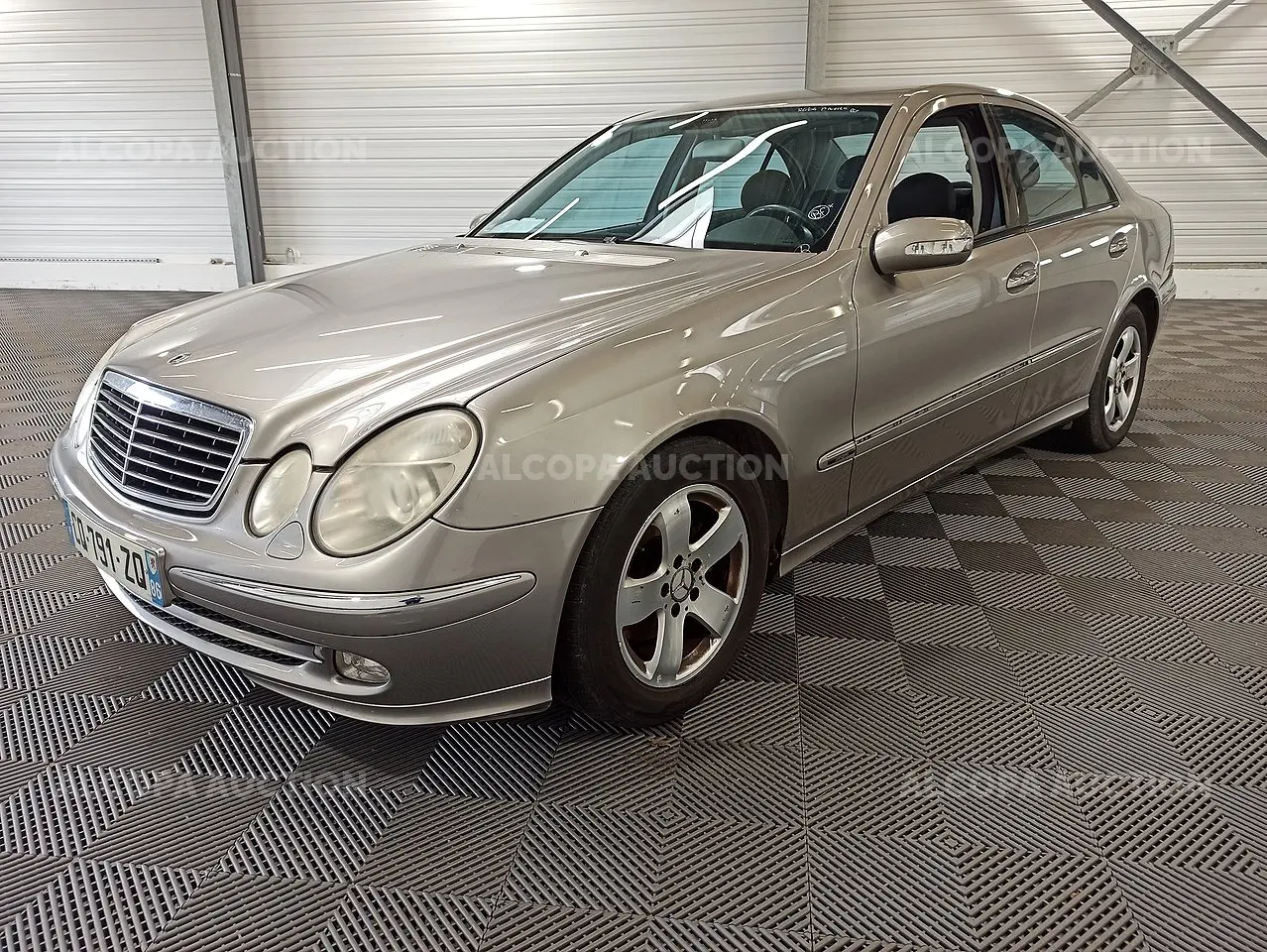 Mercedes-Benz  E 220 CDI Avantgarde 6