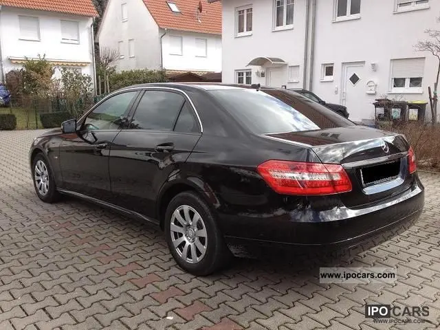 Mercedes-Benz  E 220 CDI BlueEFFICIENCY 2
