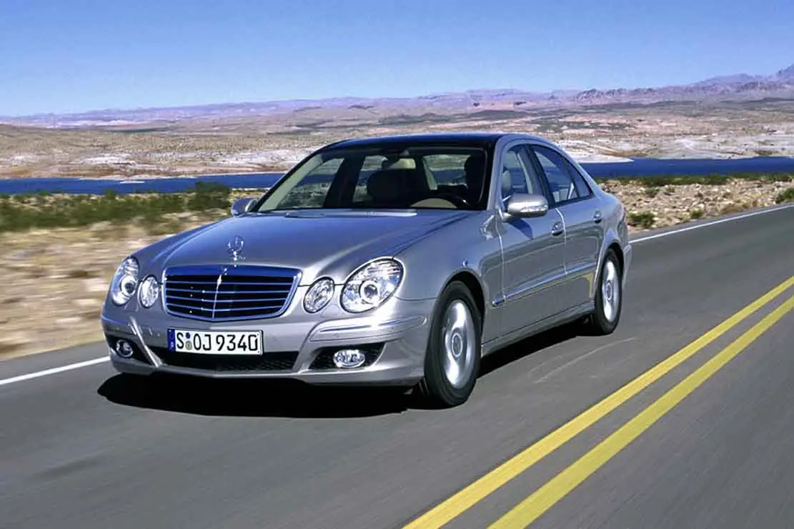 Mercedes-Benz  E 220 CDI Classic 2