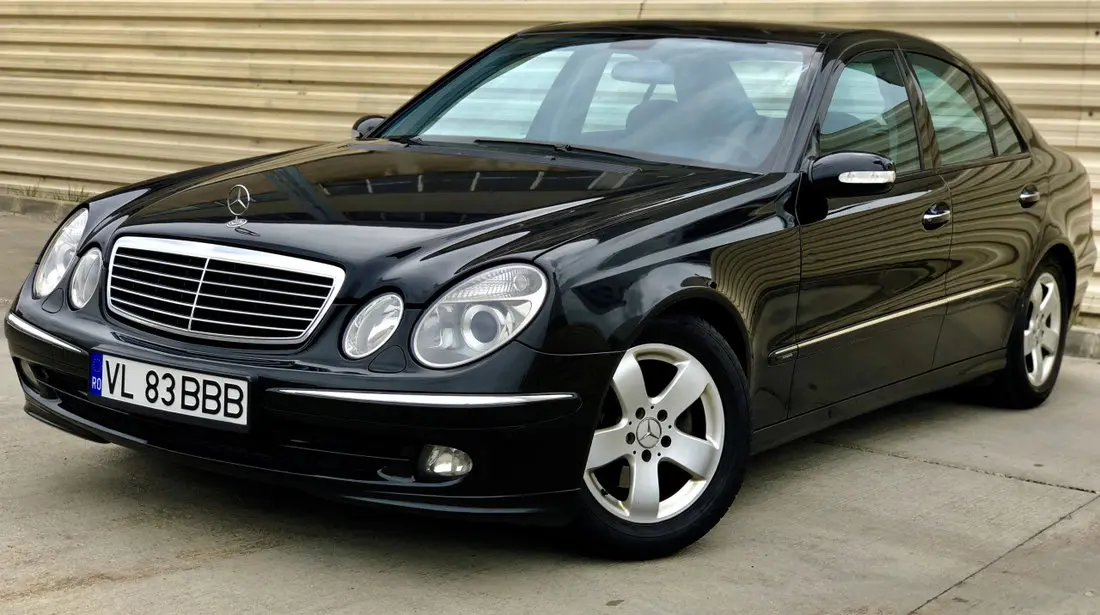 Mercedes-Benz  E 220 CDI Business 2