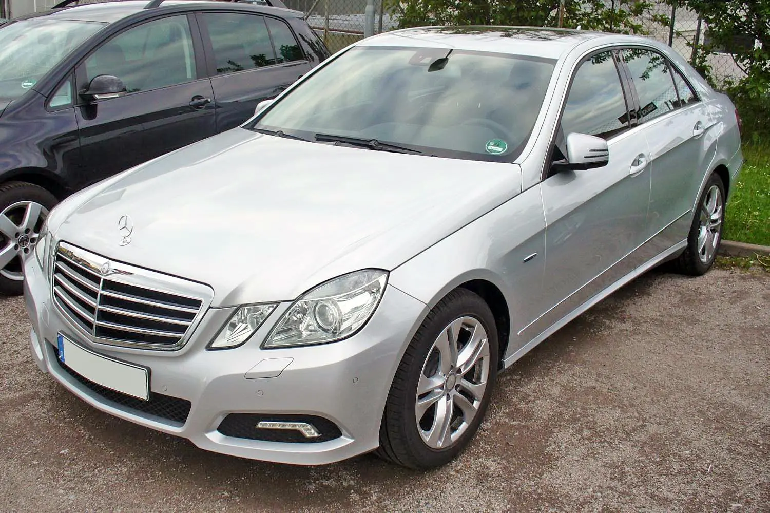 Mercedes-Benz  E 220 CDI Start 1