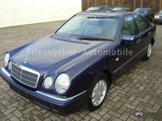 Mercedes-Benz  E 220 CDI Elegance 4