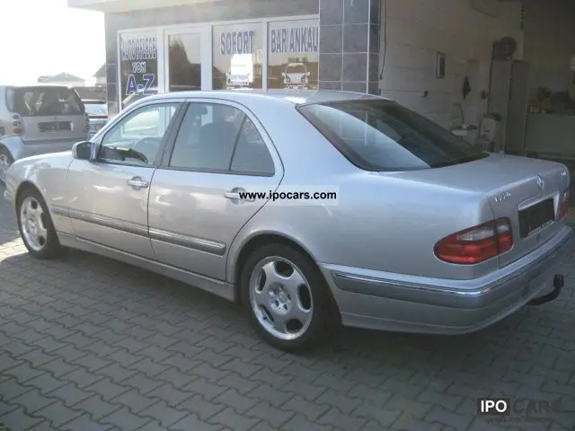 Mercedes-Benz  E 220 CDI Elegance 7