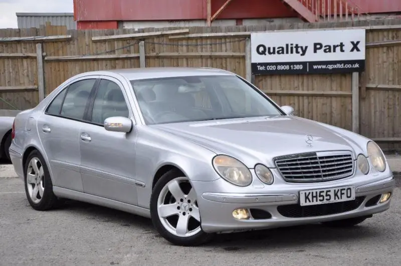 Mercedes-Benz  E 220 CDI Elegance 6