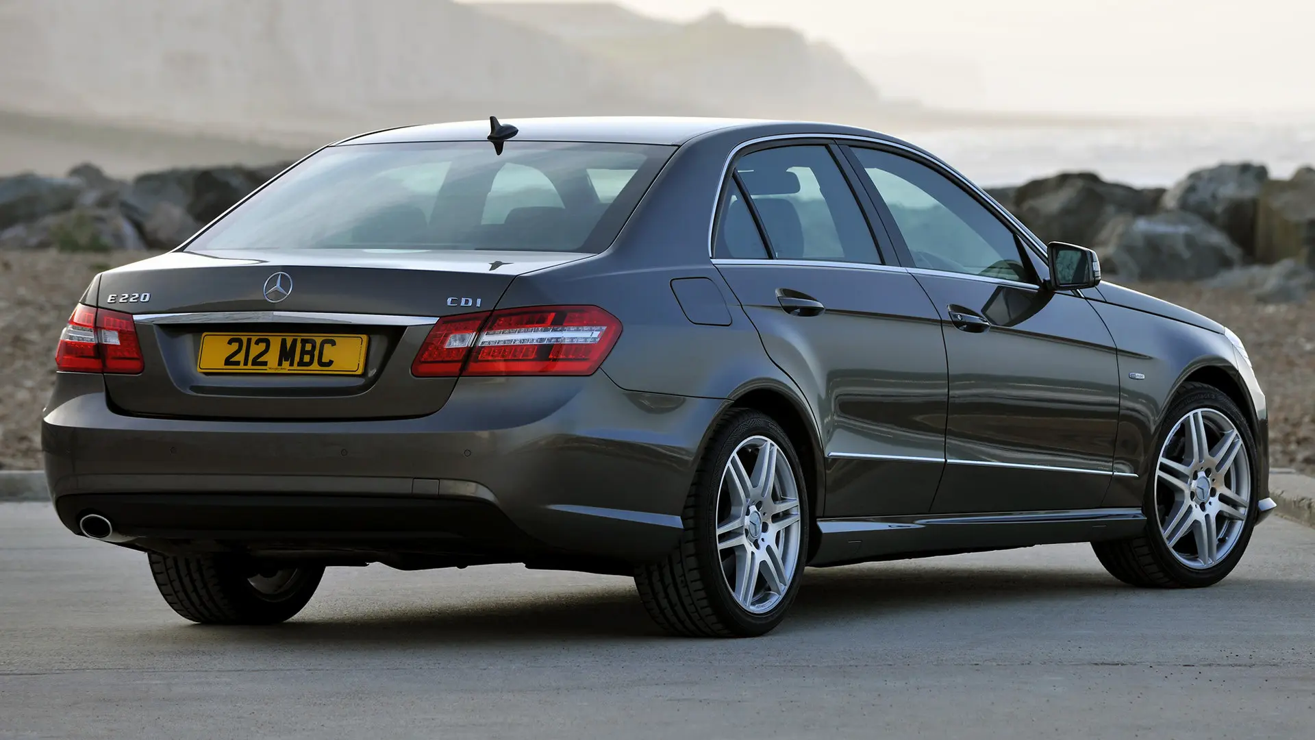 Mercedes-Benz  E 220 CDI Prime 3