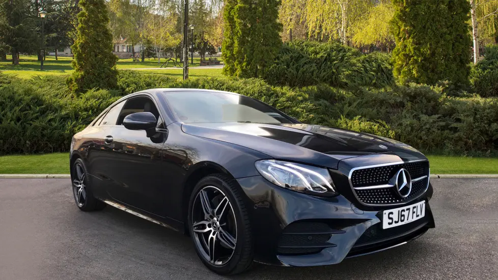 Mercedes-Benz  E 300 AMG 9G-Tronic 3
