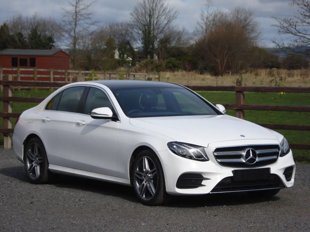 Mercedes-Benz  E 220 d 4Matic AMG 9G-Tronic 7