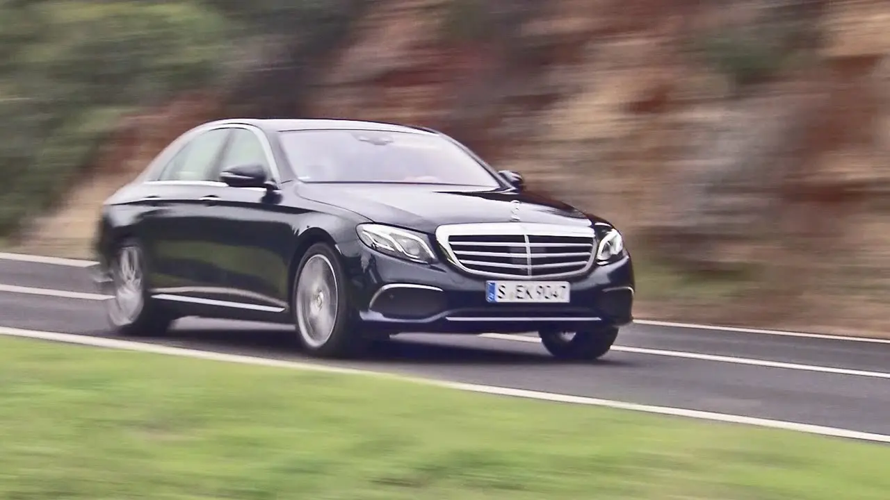 Mercedes-Benz  E 220 d 4Matic Exclusive 9G-Tronic 5