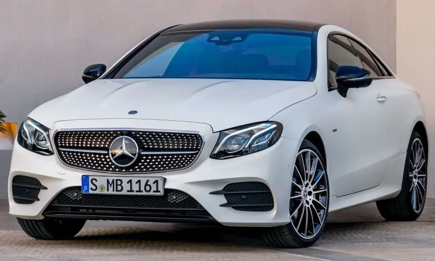Mercedes-Benz  E 220 d AMG 9G-Tronic 5