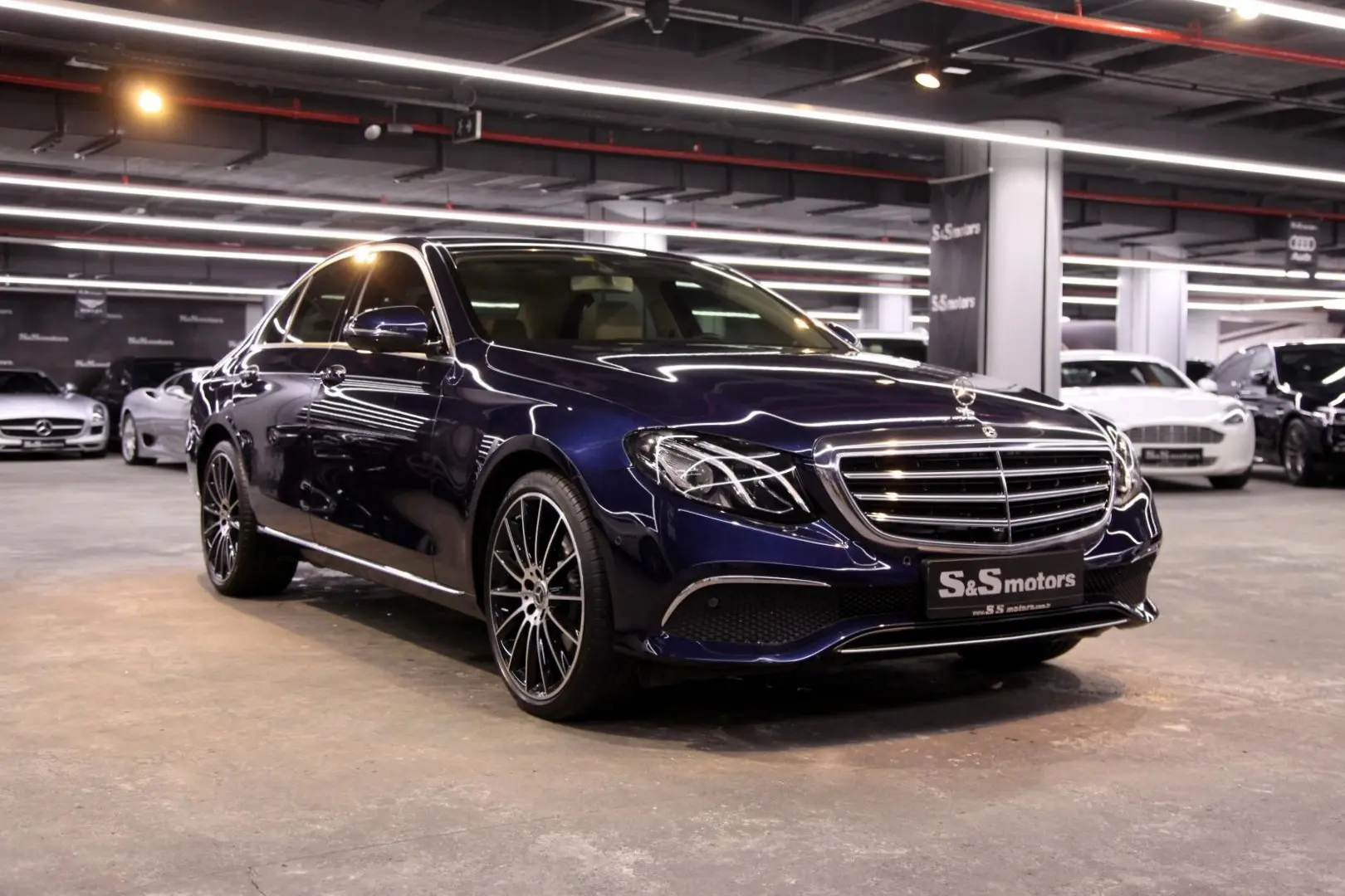 Mercedes-Benz  E 220 d Edition 1 Exclusive 4Matic 6