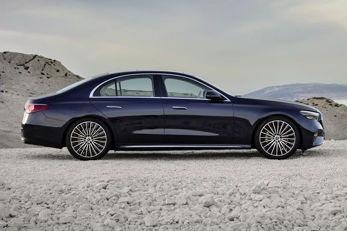 Mercedes-Benz  E 220 d Edition 1 Exclusive 4Matic 6