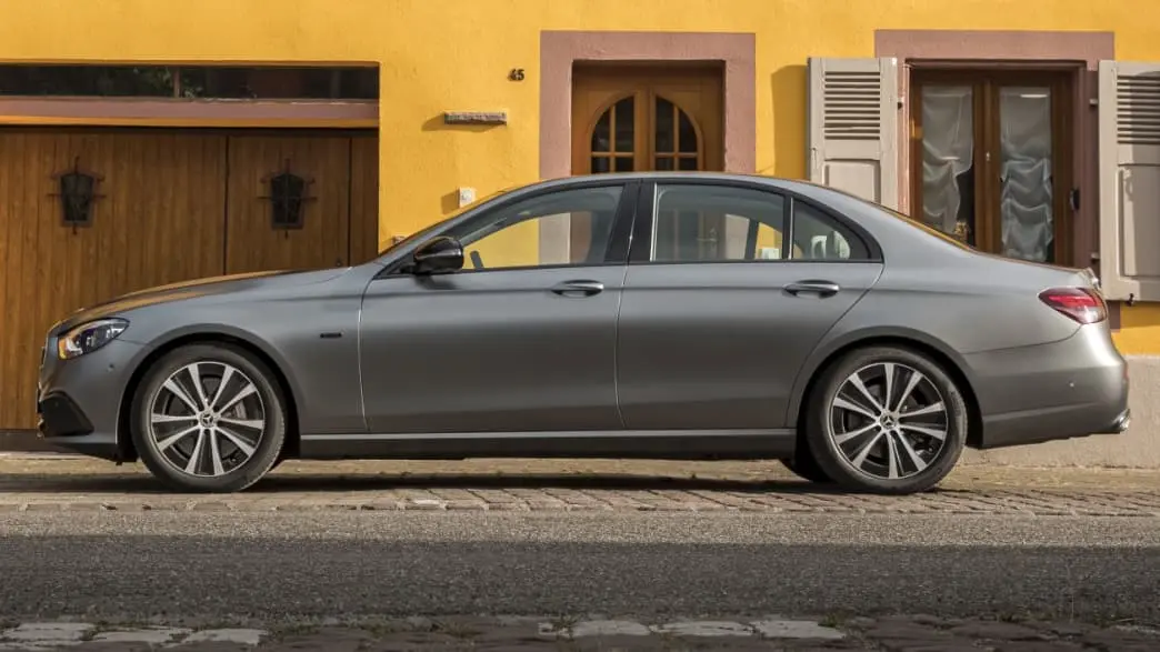 Mercedes-Benz  E 220 d Exclusive 9G-Tronic 4