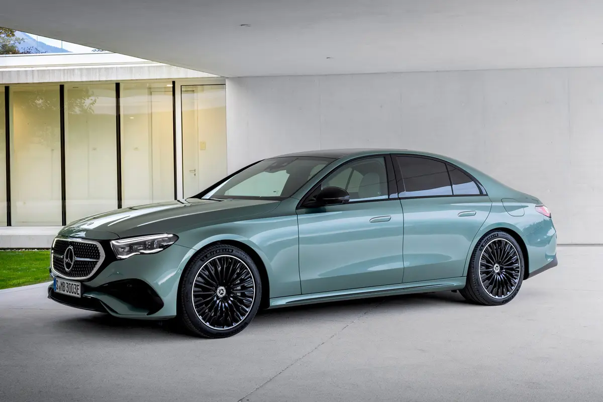 Mercedes-Benz  E 220 d MHEV Exclusive 4Matic 7
