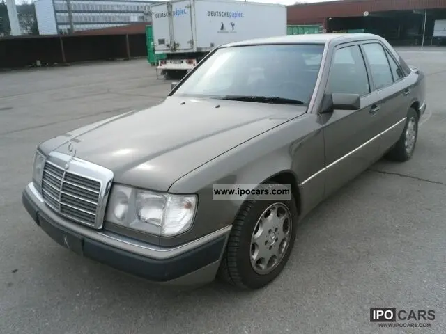 Mercedes-Benz  E 220 Elegance 6