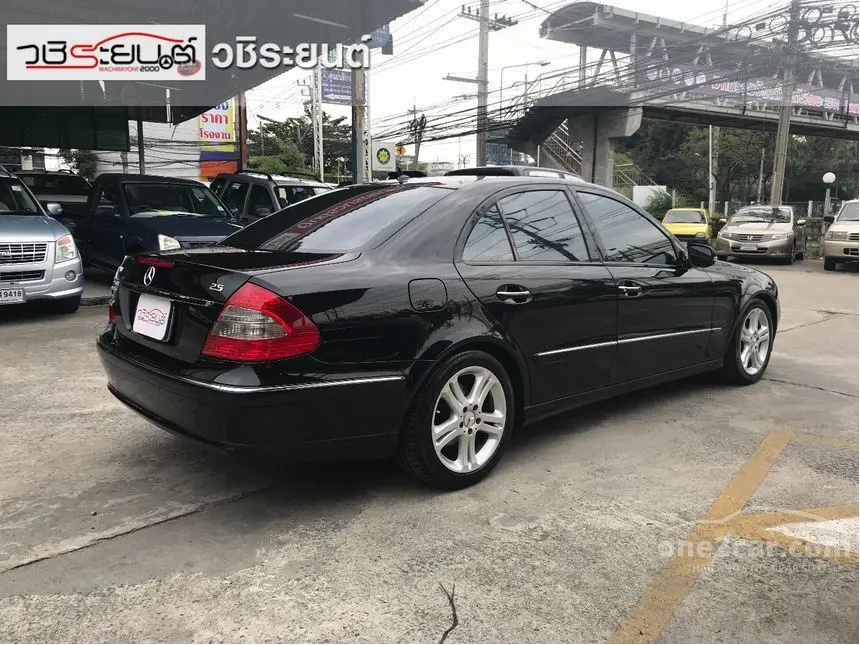 Mercedes-Benz  E 230 Avantgarde 6