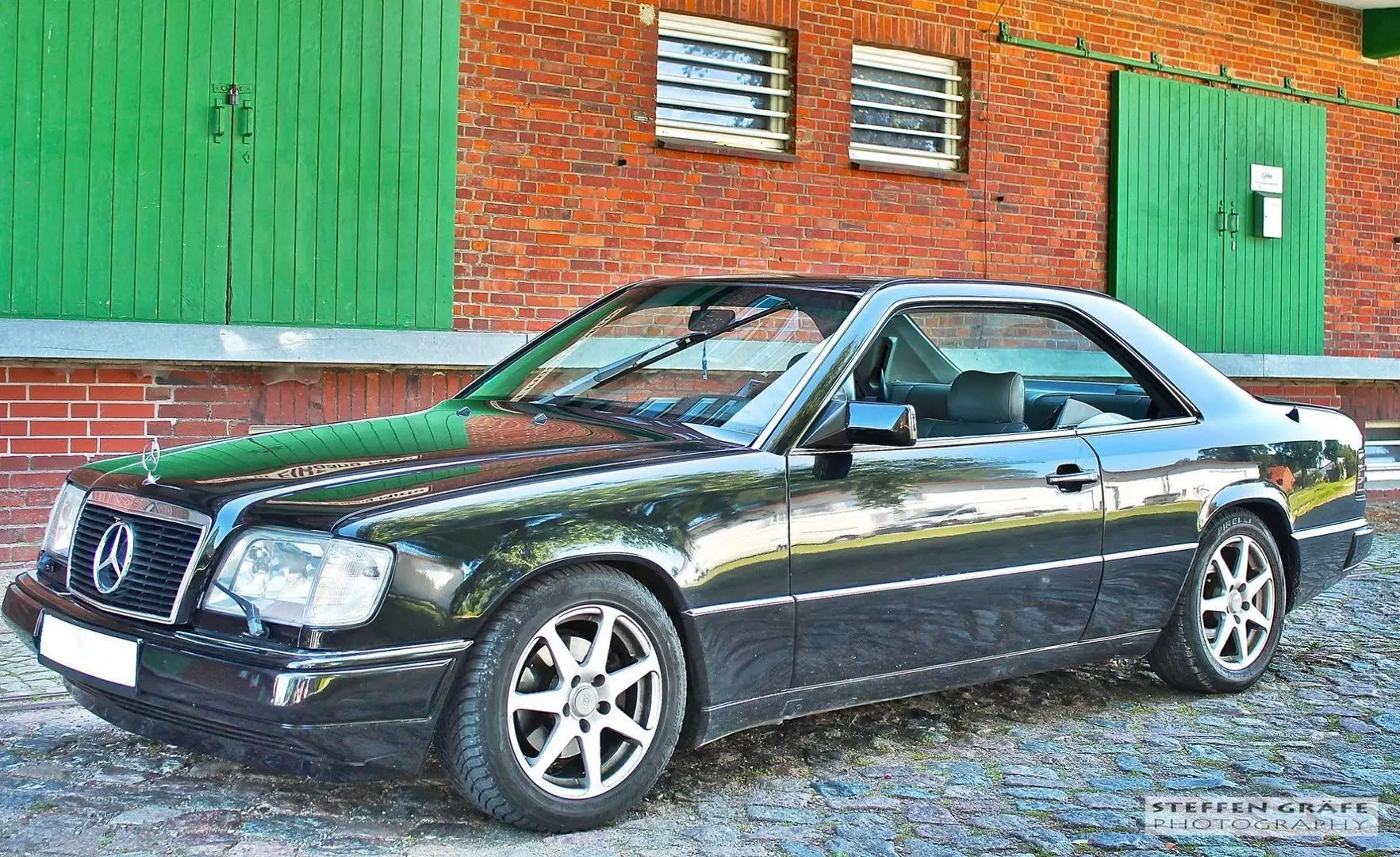 Mercedes-Benz  E 200 CE 6
