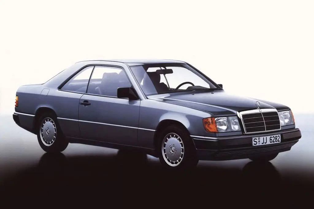 Mercedes-Benz  E 230 CE 6