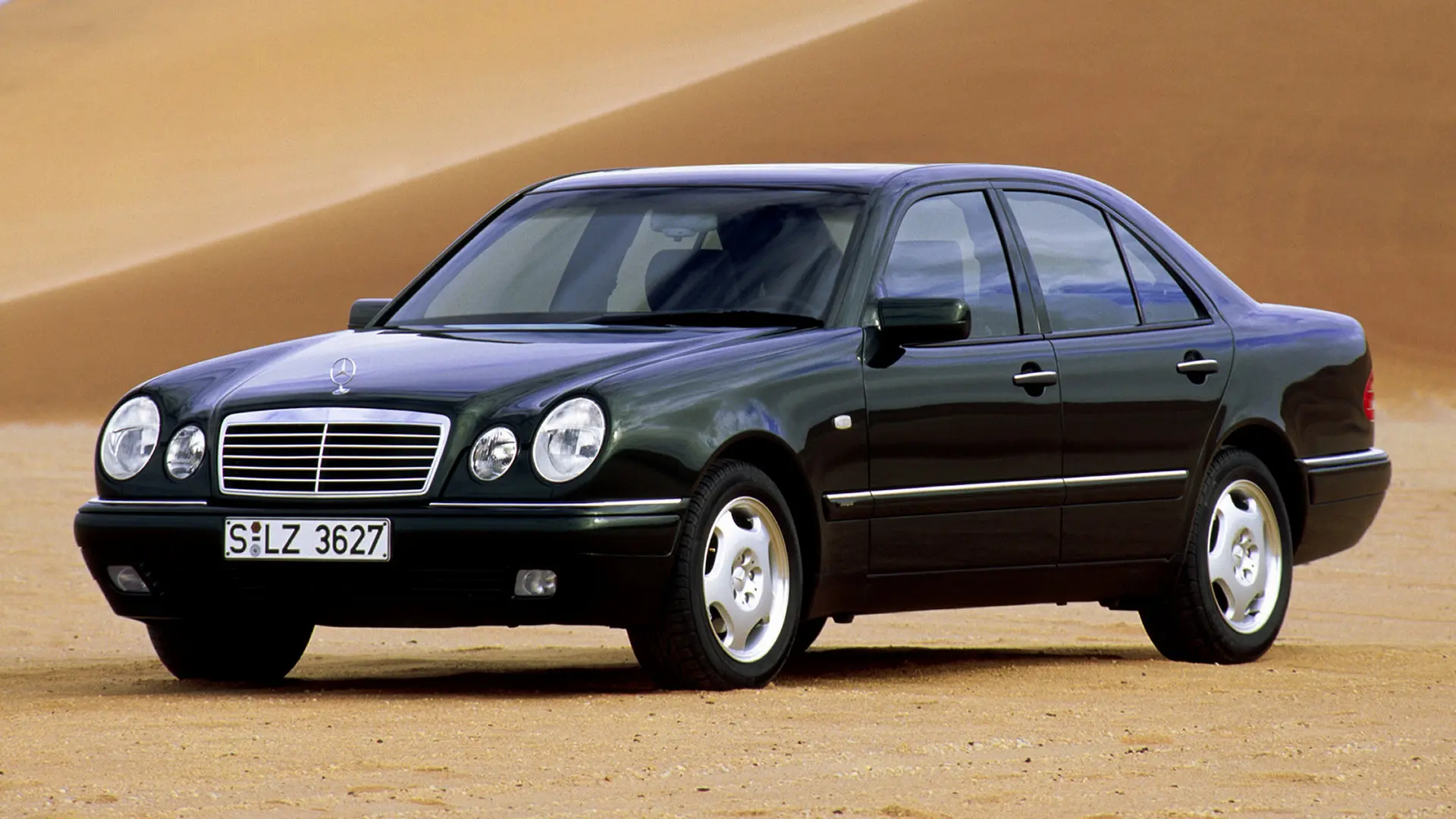 Mercedes-Benz  E 320 Elegance 0