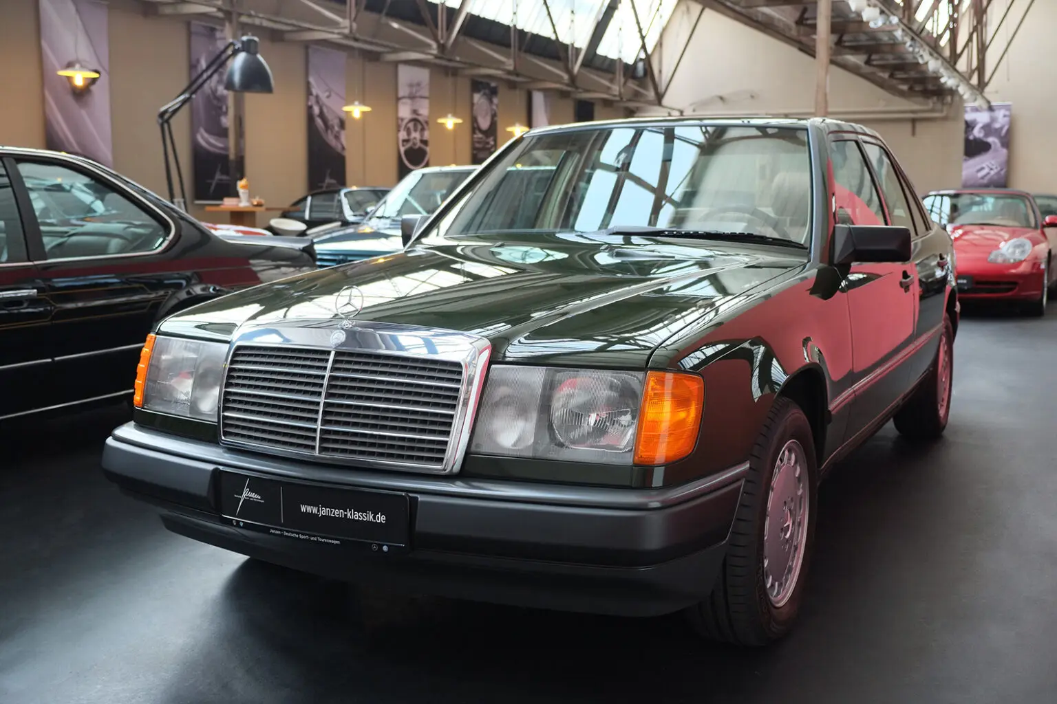 Mercedes-Benz  E 230 E 5